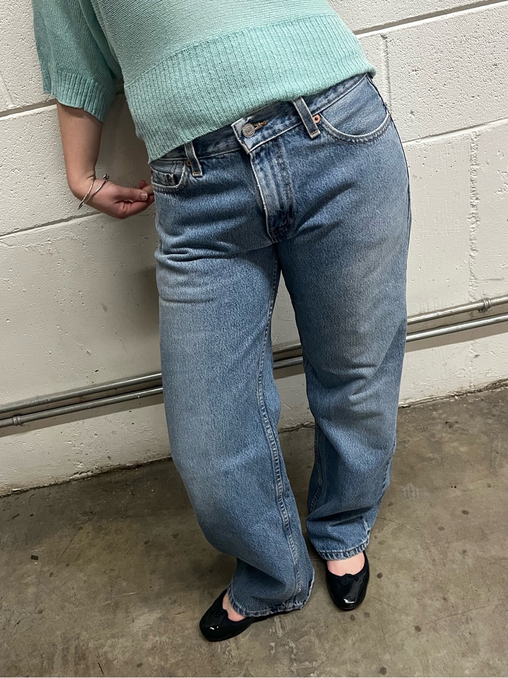 Levis straight leg low rise jeans